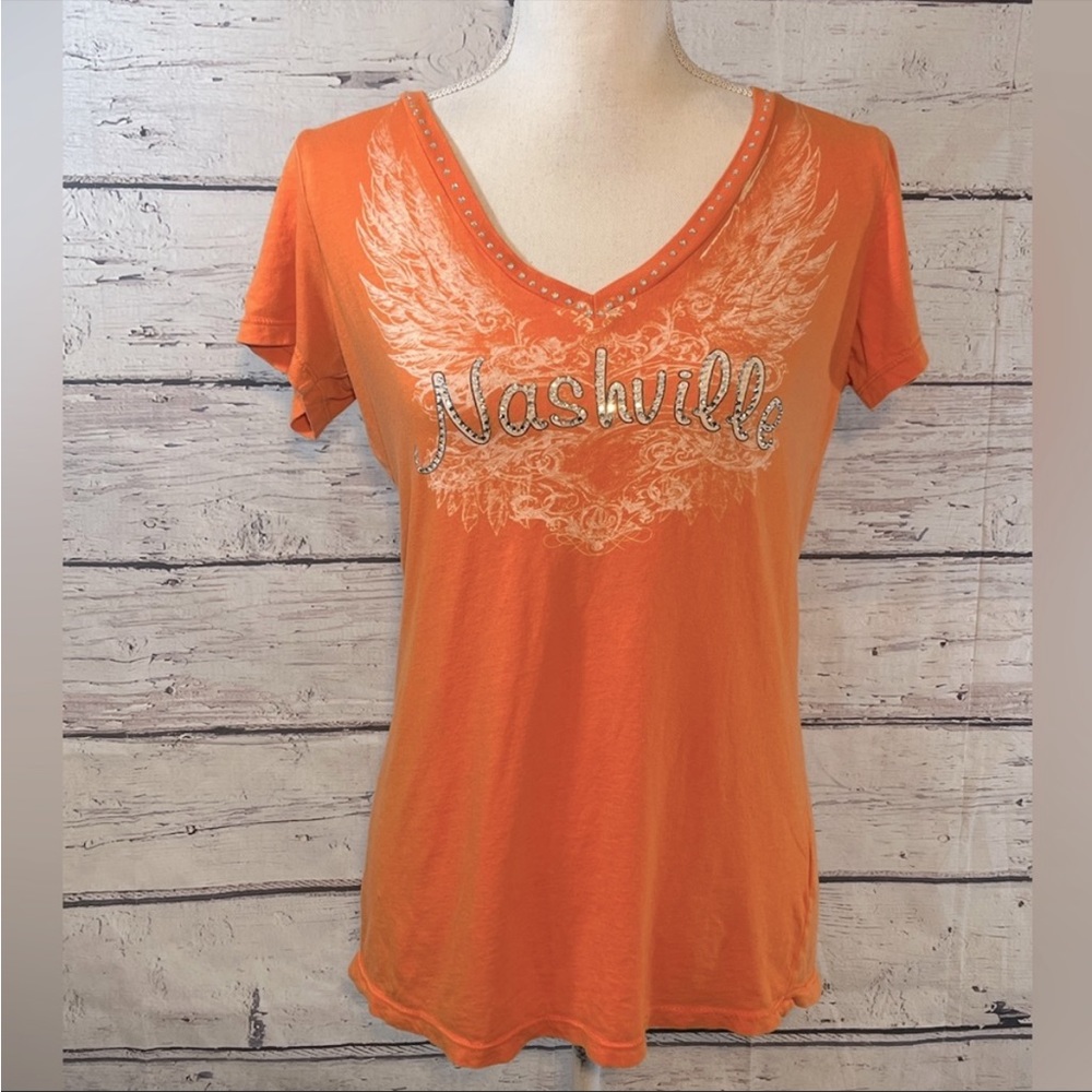 BEE EASY T-Shirt "Nashville" V Neck Embellished
Orange-Large